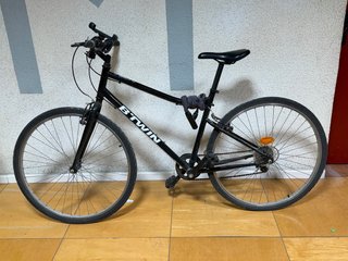 Bicicleta Trekking BTWIN Riverside 100 28