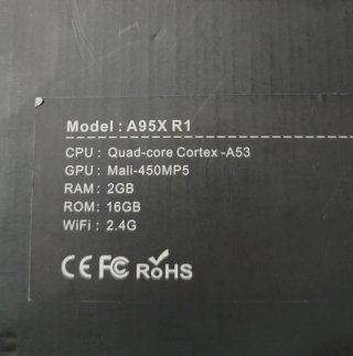 TV Box A95X R1 con mando y cargador