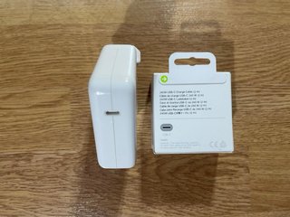 Cargador Apple MacBook Pro 61W + Cable USB-C