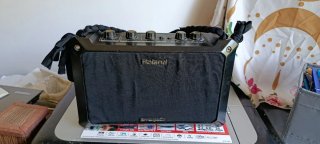 Amplificador Roland Mobile AC Guitarra