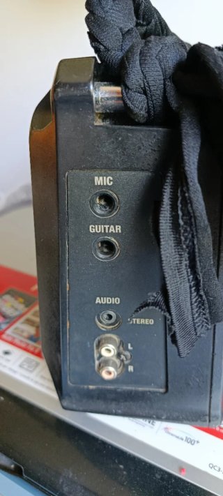 Amplificador Roland Mobile AC Guitarra