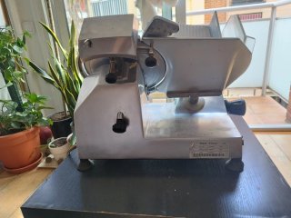 Cortadora de fiambre profesional