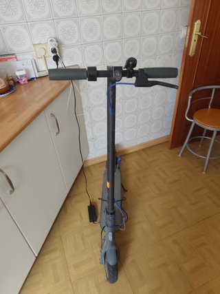 Patinete Eléctrico Xiaomi Casi Nuevo + Cargador