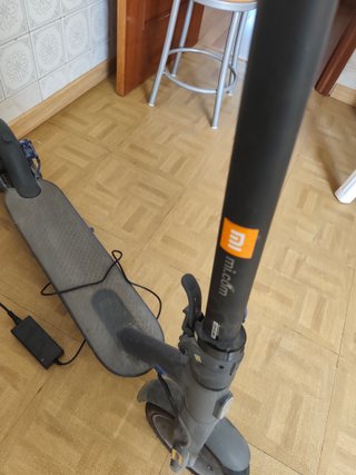 Patinete Eléctrico Xiaomi Casi Nuevo + Cargador