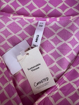 Blusa Mango estampada en tejido “Eco-Friendly”