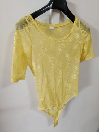 Body in pizzo giallo taglia s