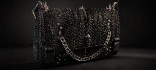 Bolso Crochet Negro con Calavera y Cadenas