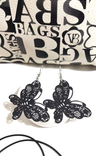 Set 5 Piezas: Bolso Bandolera + Accesorios en B&N