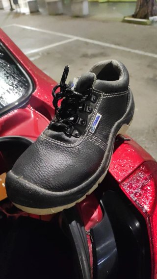 Botas de seguridad YASA con platina