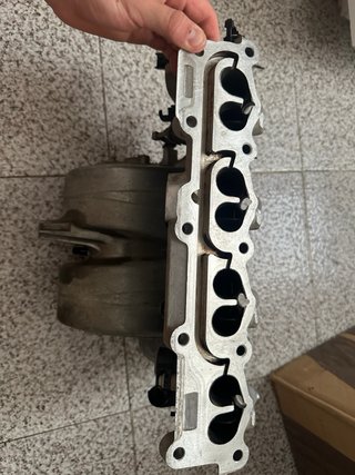 Colector de admisión Opel astra h gtc 1.6 16v