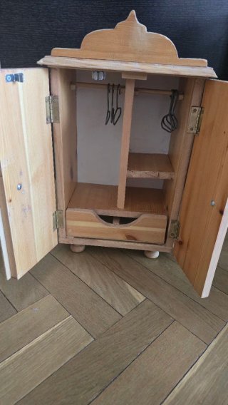 Habitación de juguete para muñecos