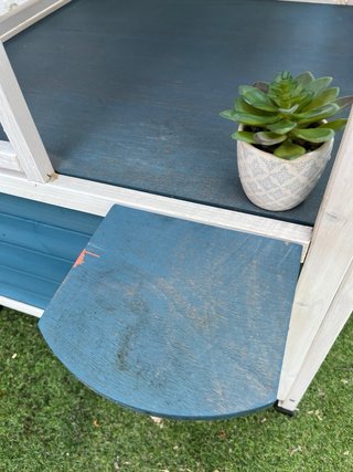 Caseta de madera para gatos exterior jardín