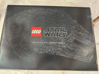 LEGO Star Wars Millennium Falcon 75192 UCS