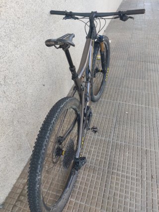 Orbea Oiz M11 AXS 2023 Carbono