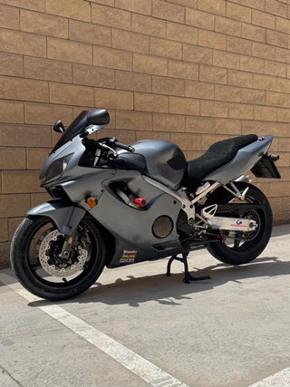 Honda CBR 600 F4i Gris