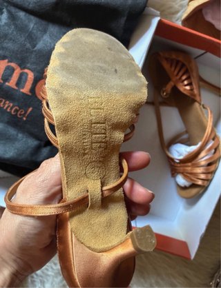 Zapatos de baile Rumos dorados talla 37