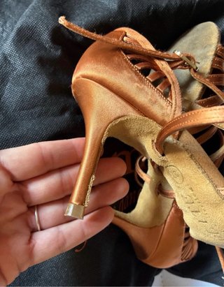 Zapatos de baile Rumos dorados talla 37