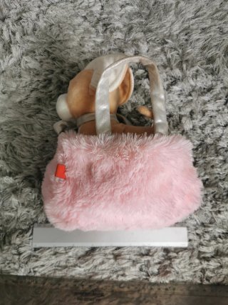 Peluche perrito con bolso rosa