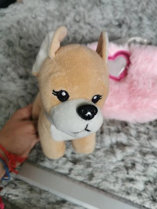 Peluche perrito con bolso rosa
