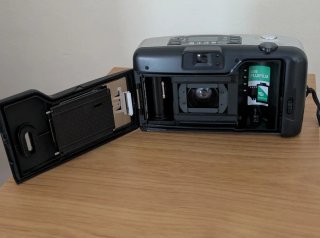 Fujifilm Zoom Date 70 Cámara Analógica