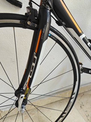 Bicicleta Carretera/Gravel GT serie 5 talla M