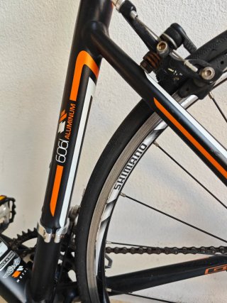 Bicicleta Carretera/Gravel GT serie 5 talla M