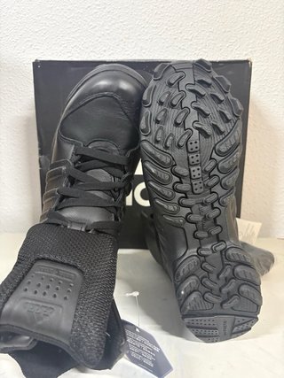Botas talla 40 ADIDAS GSG 9.2. REF1