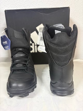 Botas talla 40 ADIDAS GSG 9.2. REF1