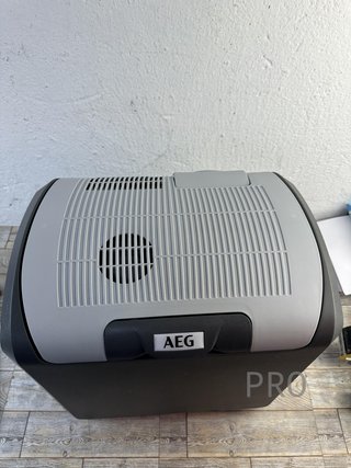 Nevera termoeléctrica AEG