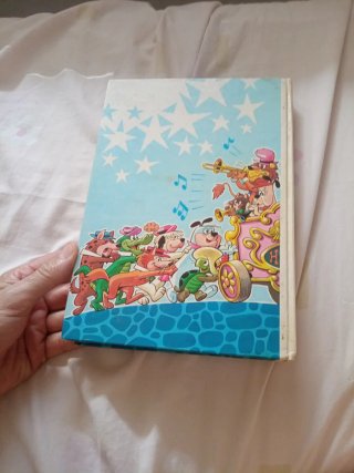 Libro de películas jovial tomo 61