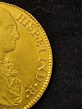 Moneda Oro 8 escudos Carlos IIII 1795
