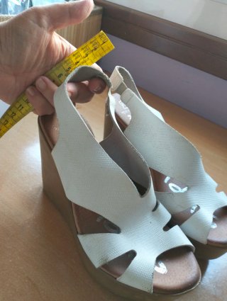 Sandalias cuña blancas