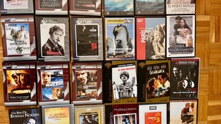 Lote de 40 Películas, Documentales y series en DVD