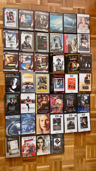Lote de 40 Películas, Documentales y series en DVD