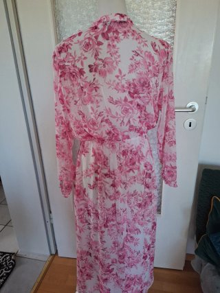 Vestido Zara floral rosa y blanco