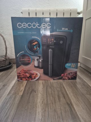 Freidora de aire Cecotec negra