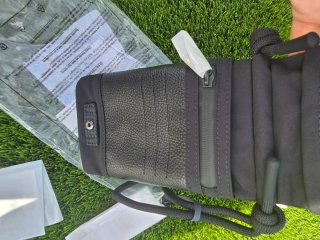 Bolso bandolera Tommy Hilfiger negro, unisex