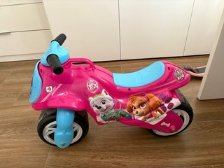 Moto correpasillos Paw Patrol
