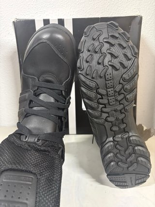 Botas talla 45 1/3 ADIDAS GSG 9.2. REF1