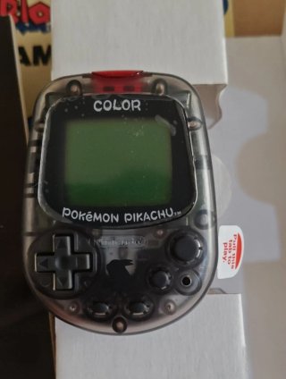 Pokemon Pikachu Color Tamagotchi Nintendo