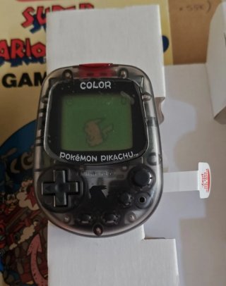 Pokemon Pikachu Color Tamagotchi Nintendo