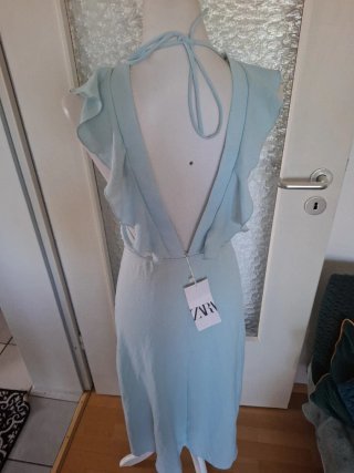 Vestido Zara azul volantes