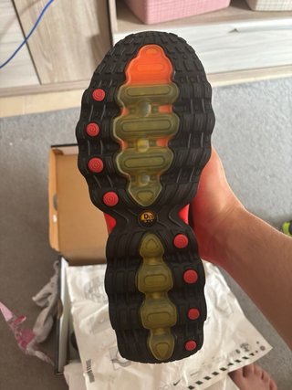 Nike Air Max DN8 Naranja y Amarillo