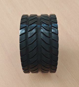 Svuotatasche design pneumatico Ford