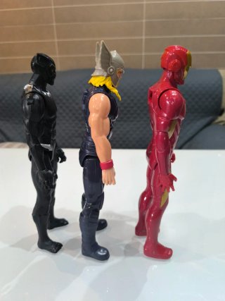 Figuras Marvel: Black Panther, Iron Man, Thor