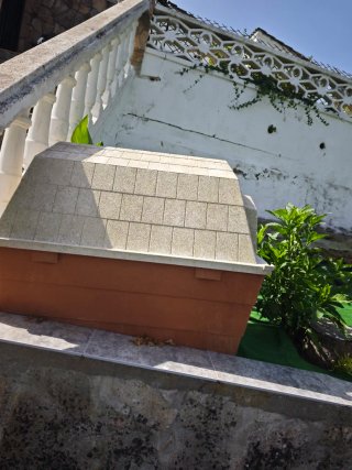 Casa para perro grande de plástico