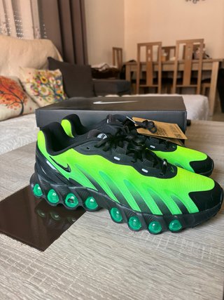 Nike Air Max DN8 Negro/Verde