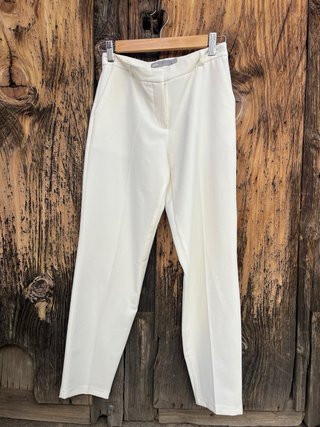Traje chaqueta y pantalón blanco