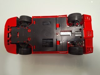 1/18. Ferrari F40. Hot Wheels. ABRE TODO