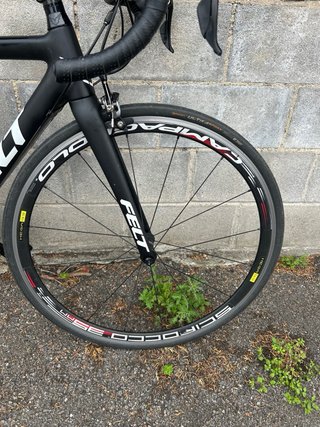 Bicicleta Felt Five Carbon Negra